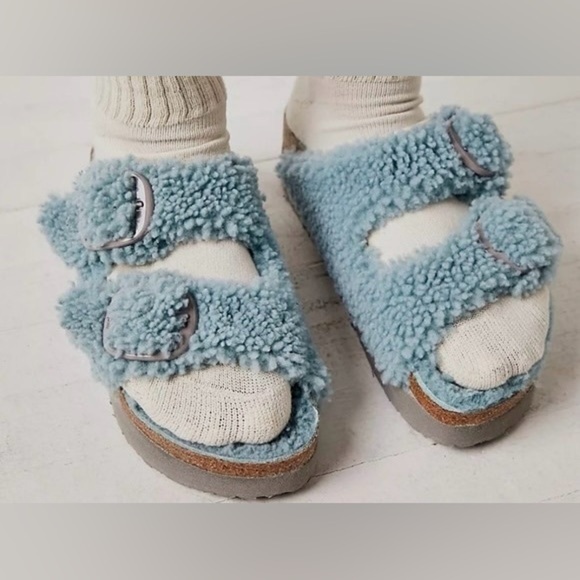 Birkenstock Arizona Big Buckle Genuine Shearling Sandal Blue Faded Aqua NEW 38 - Picture 1 of 10